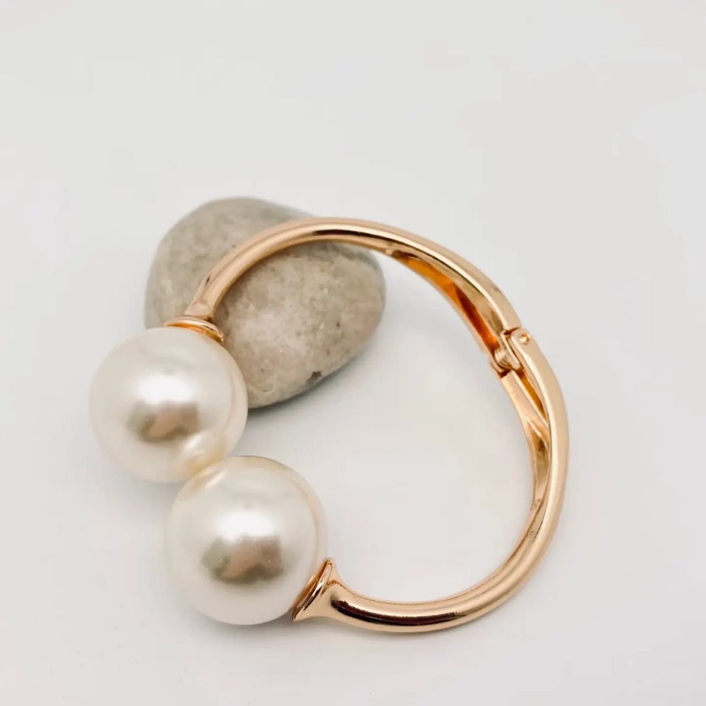 Elegant Bold Pearl Statement Cuff Open Gold Bangle Bracelet w/ Luxe Dual Pearls - Picture 2 of 6